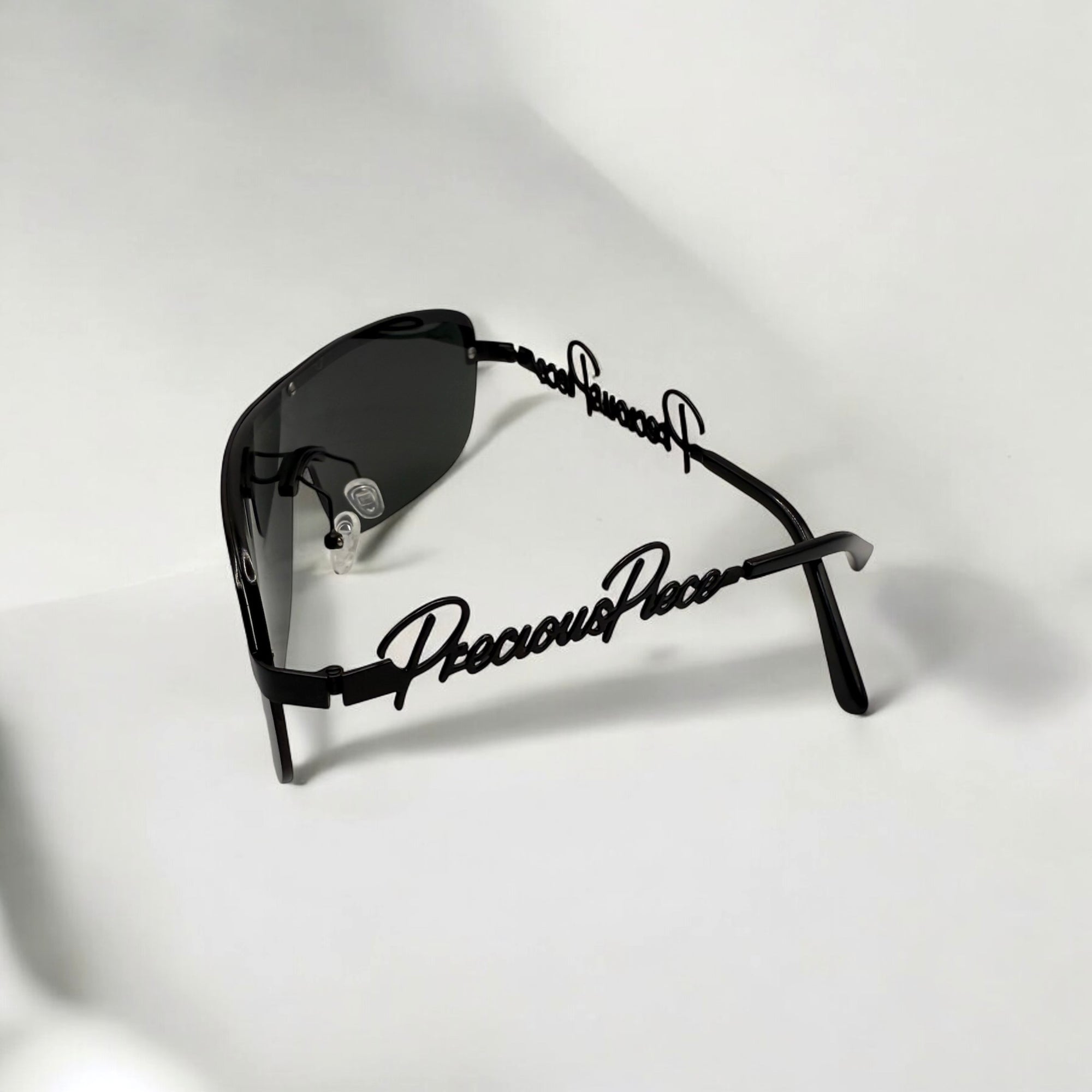 PRECIOUS PIECE -Jet Black