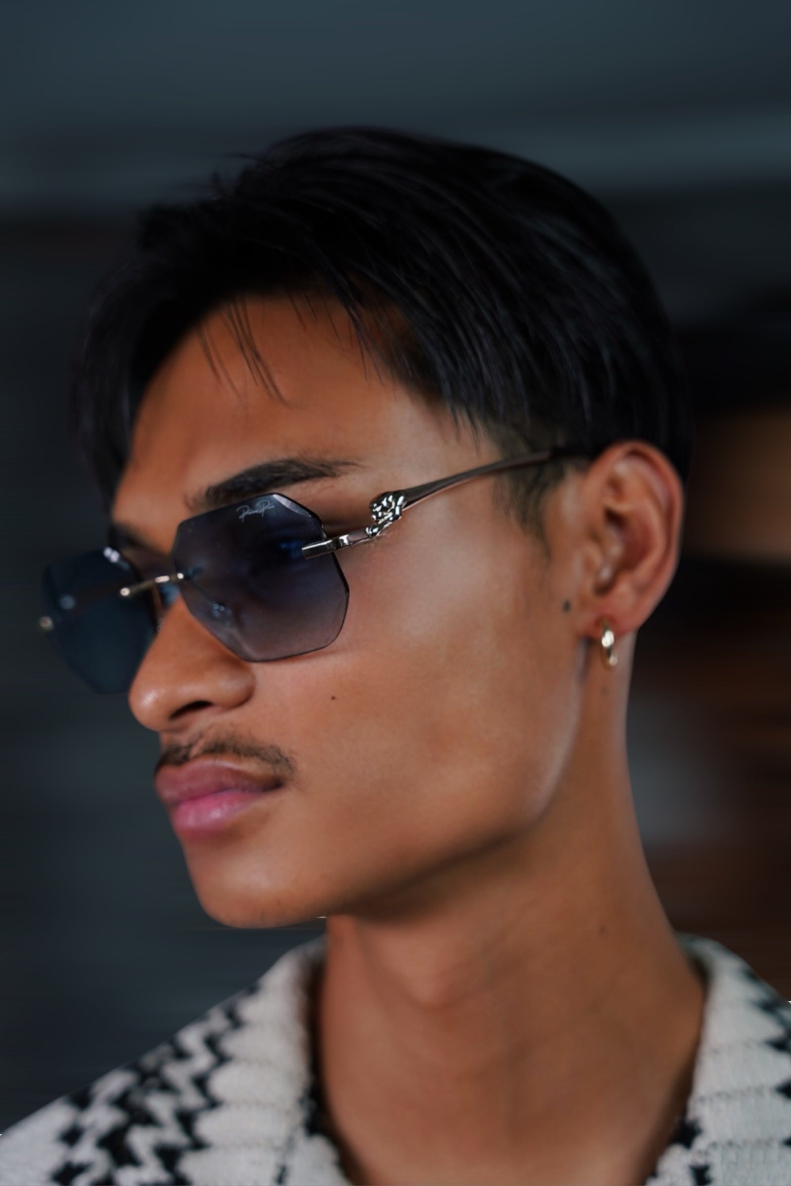 ROYAL EDGE - Blauwe gradiënt