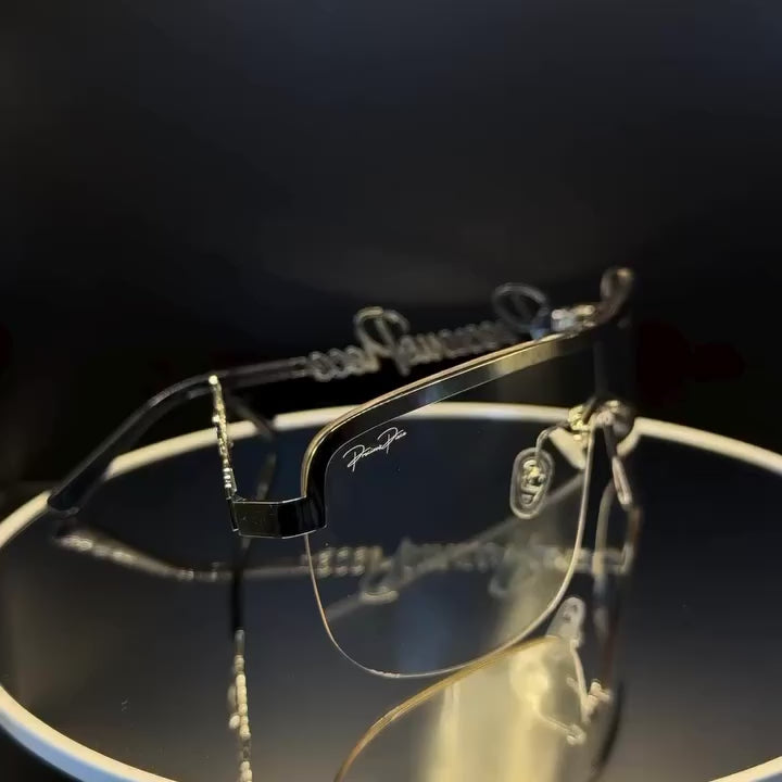 PRECIOUS PIECE - Transparent